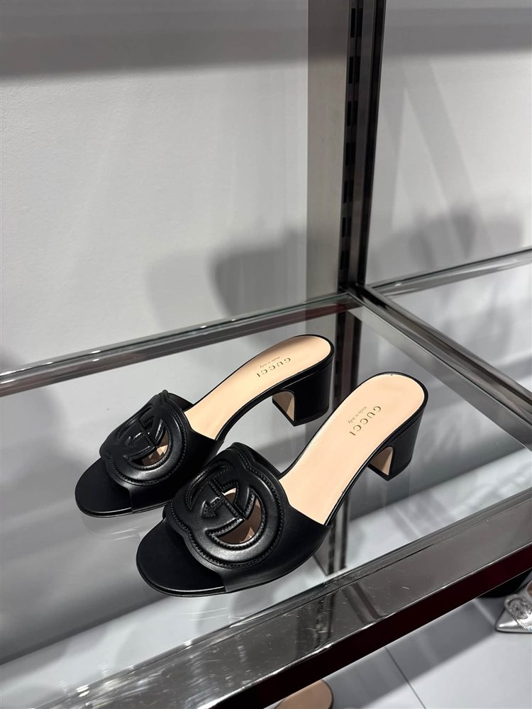 Gucci slides